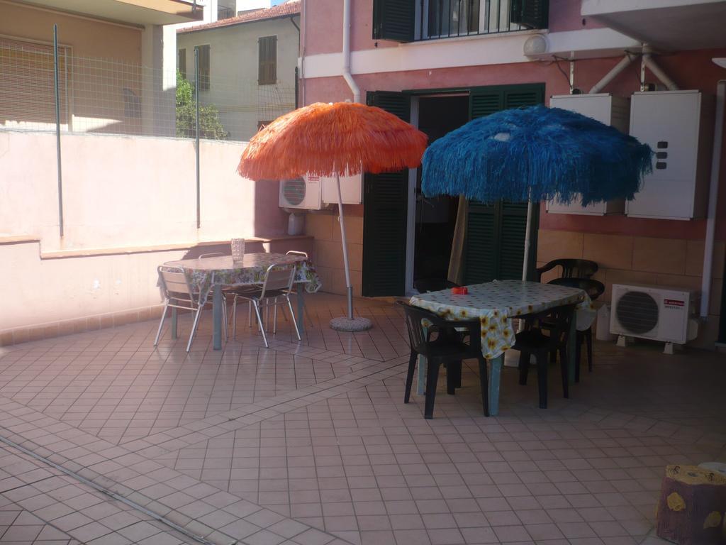 Villamareblu Ventimiglia Habitación foto